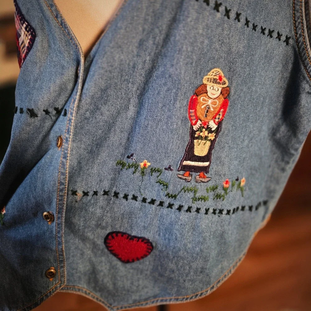 Talk of America Denim Vest Vintage 90s‎ Embroidered Patchwork Country Boho Large